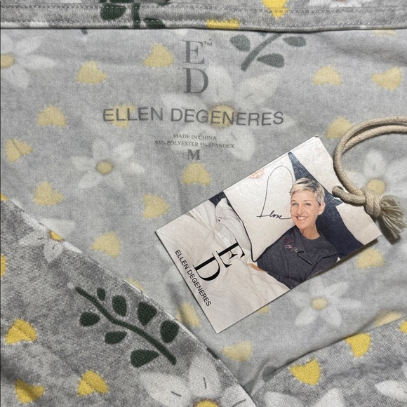 New! ED Ellen Degeneres Short Sleeve Notch Pajamas Gray Floral size Medium Soft - Picture 6 of 10
